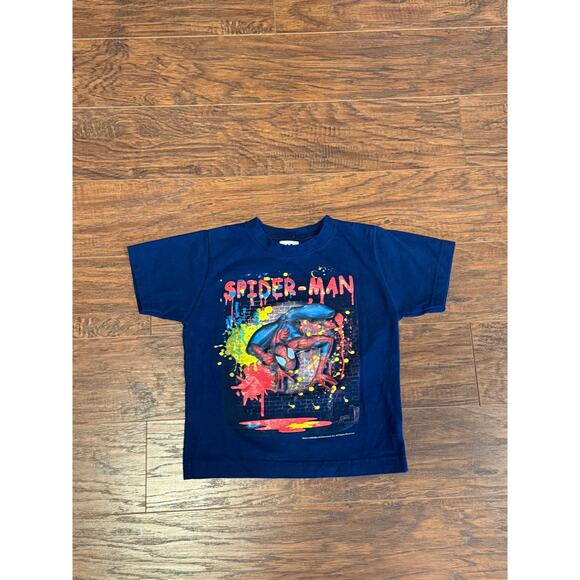 CLEARANCE [Vintage] 2002 Spider-Man Spray Paint Tshirt - Size 5 - Picture 1 of 6